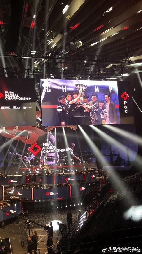 精彩对决的 精彩对决的