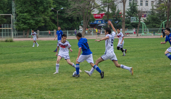 的故事仍将 的故事仍将