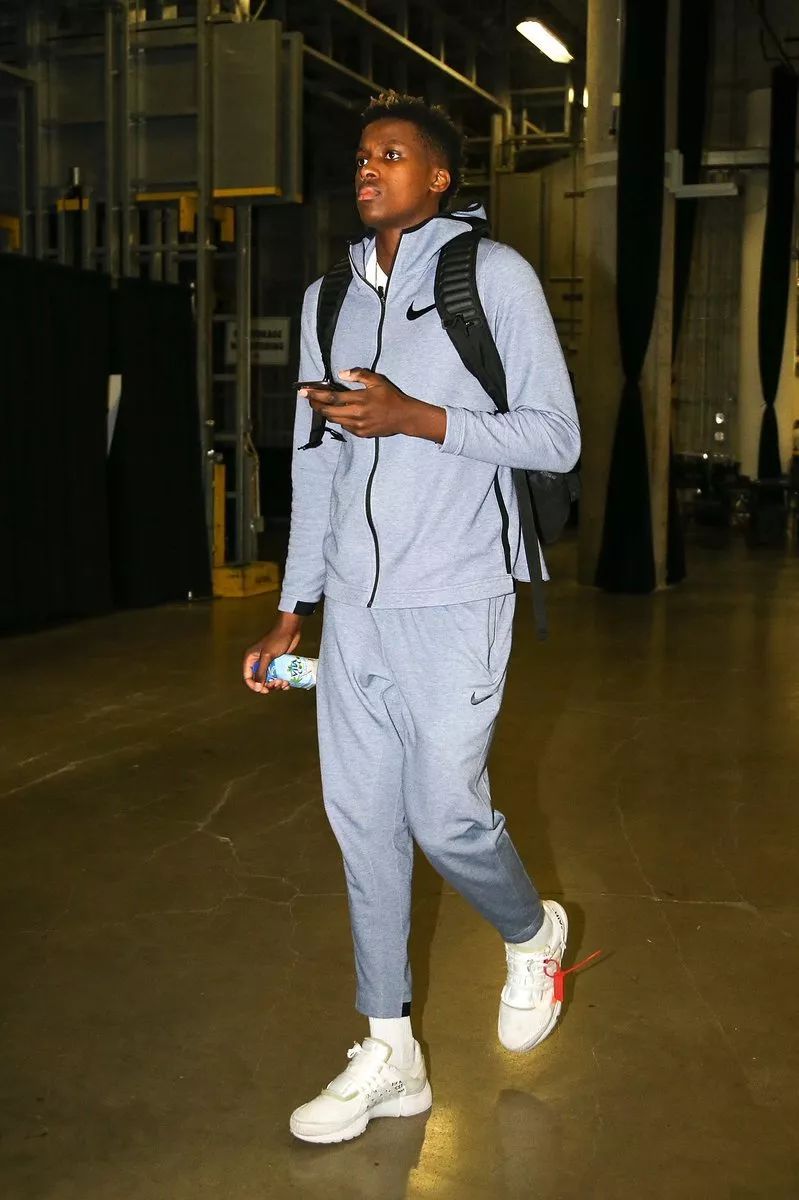 使用更靠前 使用更靠前